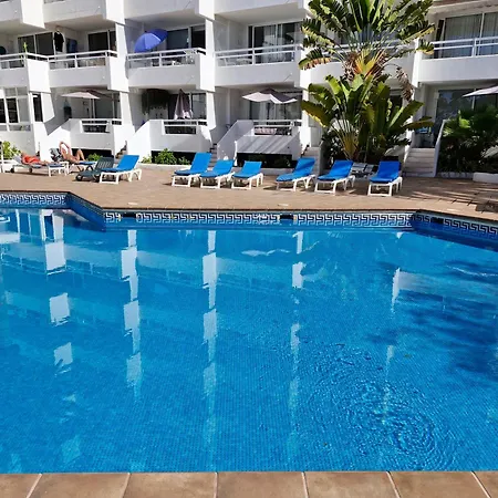 The Pool Balcony Playa Americas Апартаменты *